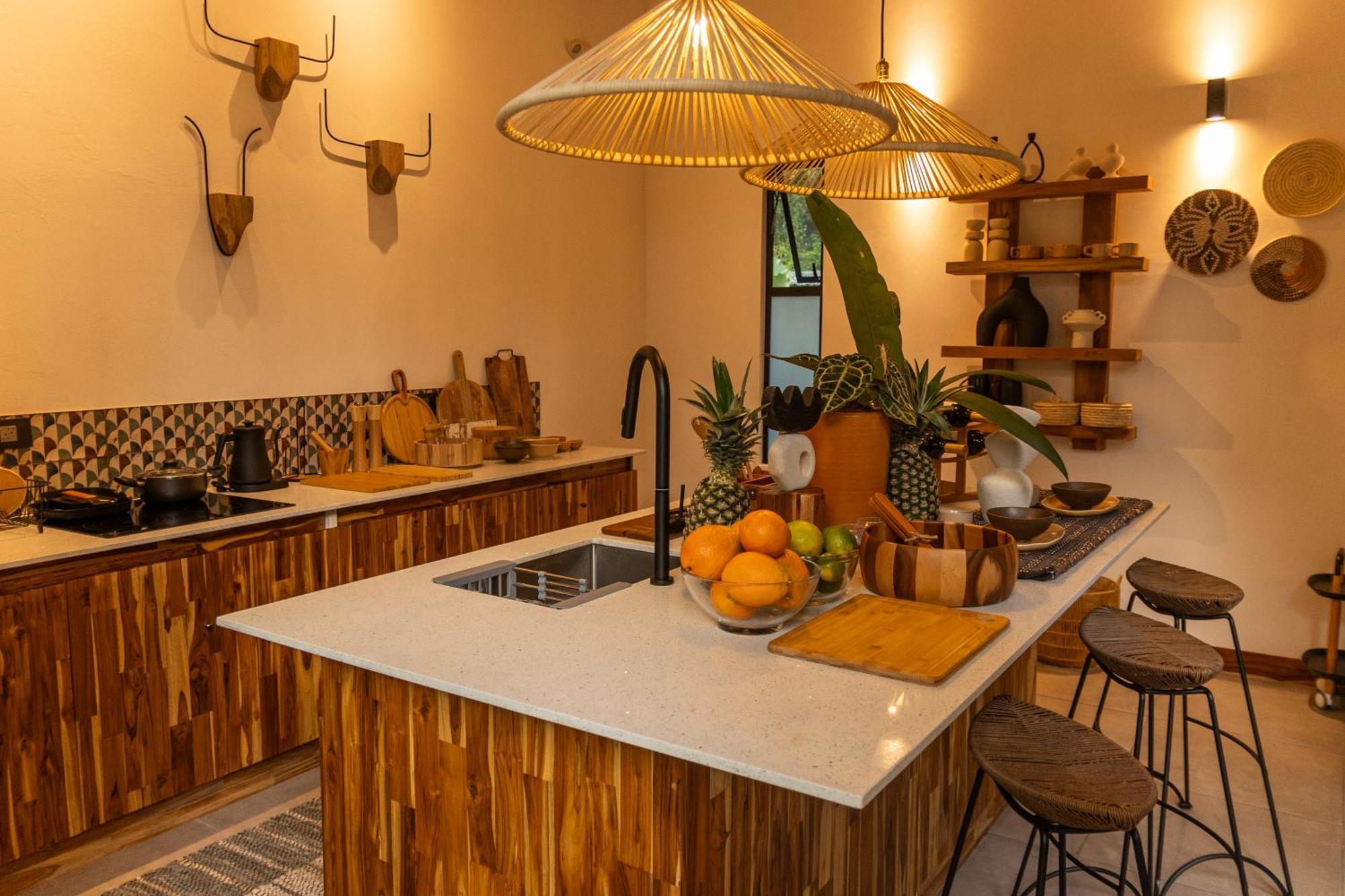 Exotico Beach Hotel Puerto Viejo de Talamanca Zewnętrze zdjęcie