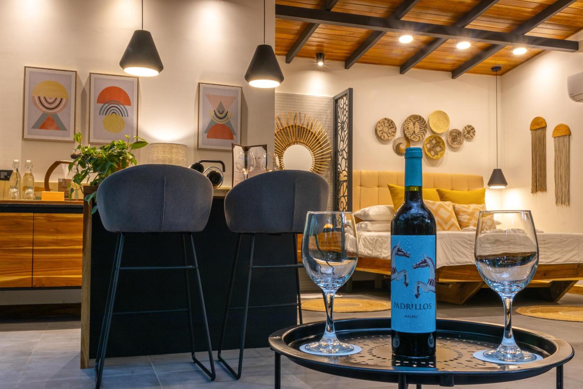 Exotico Beach Hotel Puerto Viejo de Talamanca Zewnętrze zdjęcie